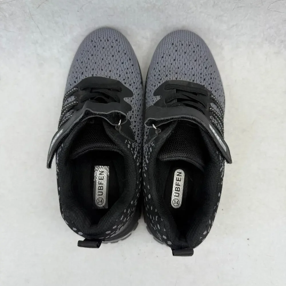 Ubjen Boy's Gray‎ & Black Athletic Sneakers - Size 34